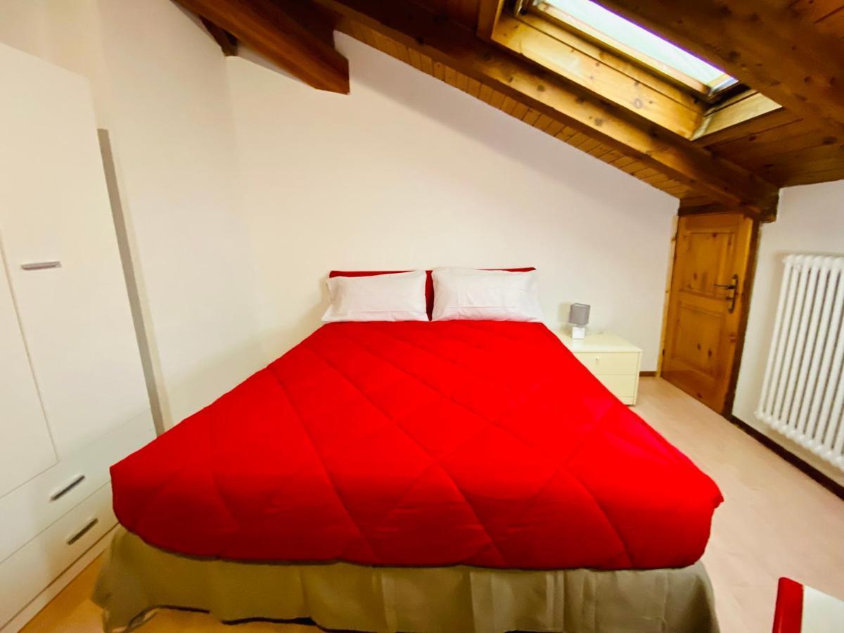 Ferienwohnung Casa Dei Leoni Aosta Exterior foto